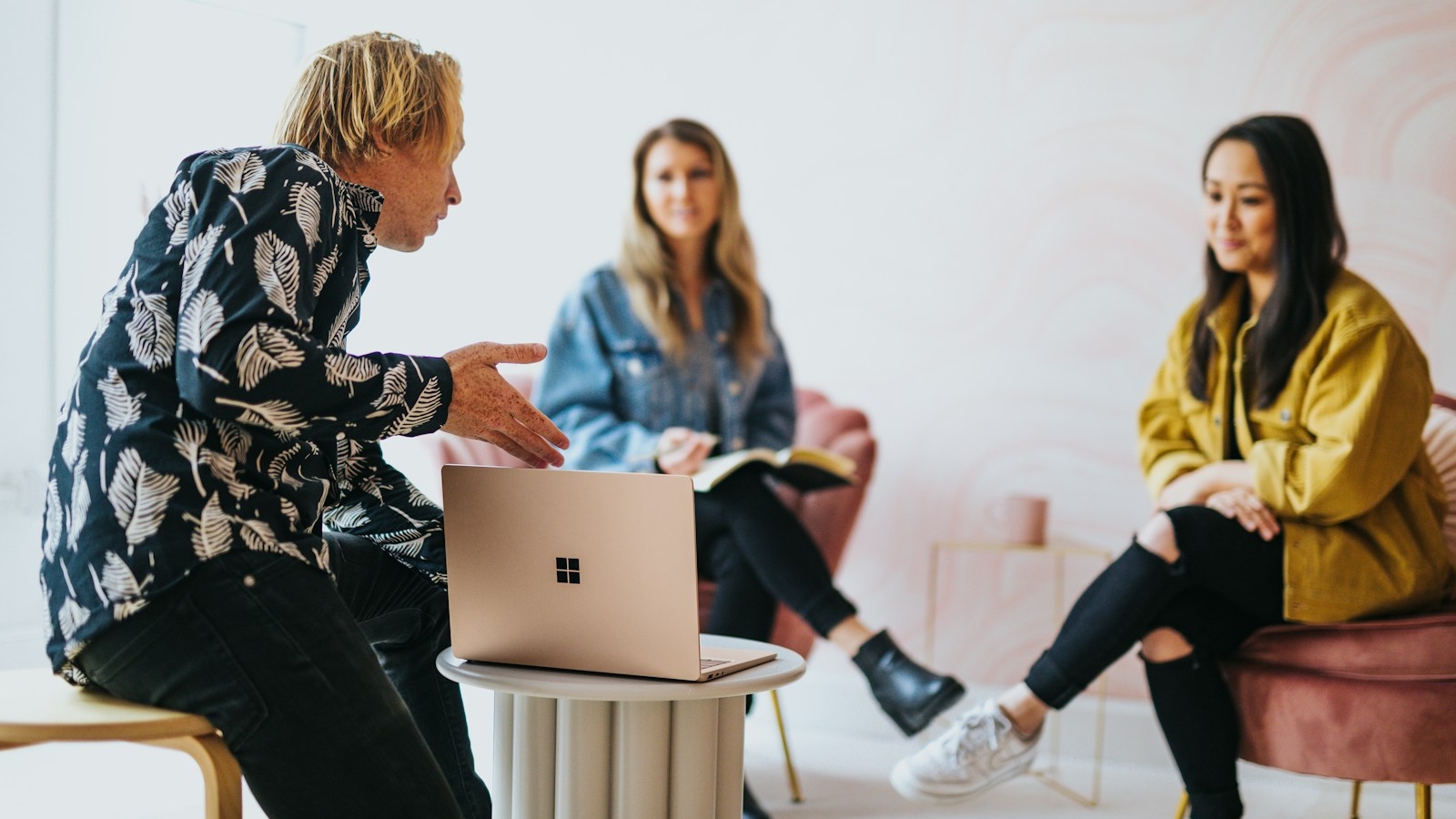 Wie ClickUp Vertriebs- und Marketing-Teams im Mittelstand unterstützen kann